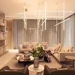 Deluxe 2Br Canal View City Infinity Pool