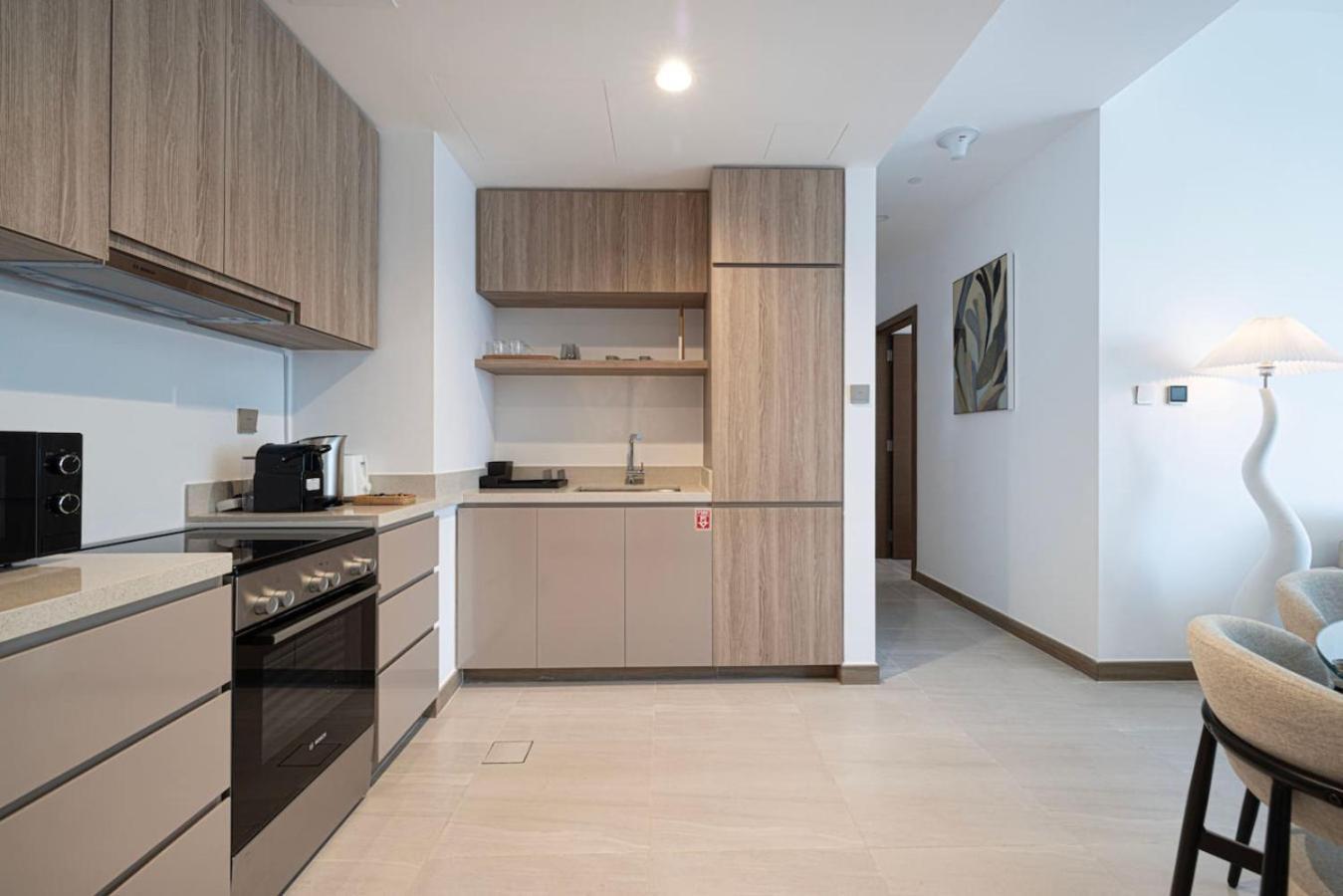 Deluxe 2br Canal View Infinity Pool * Dubai