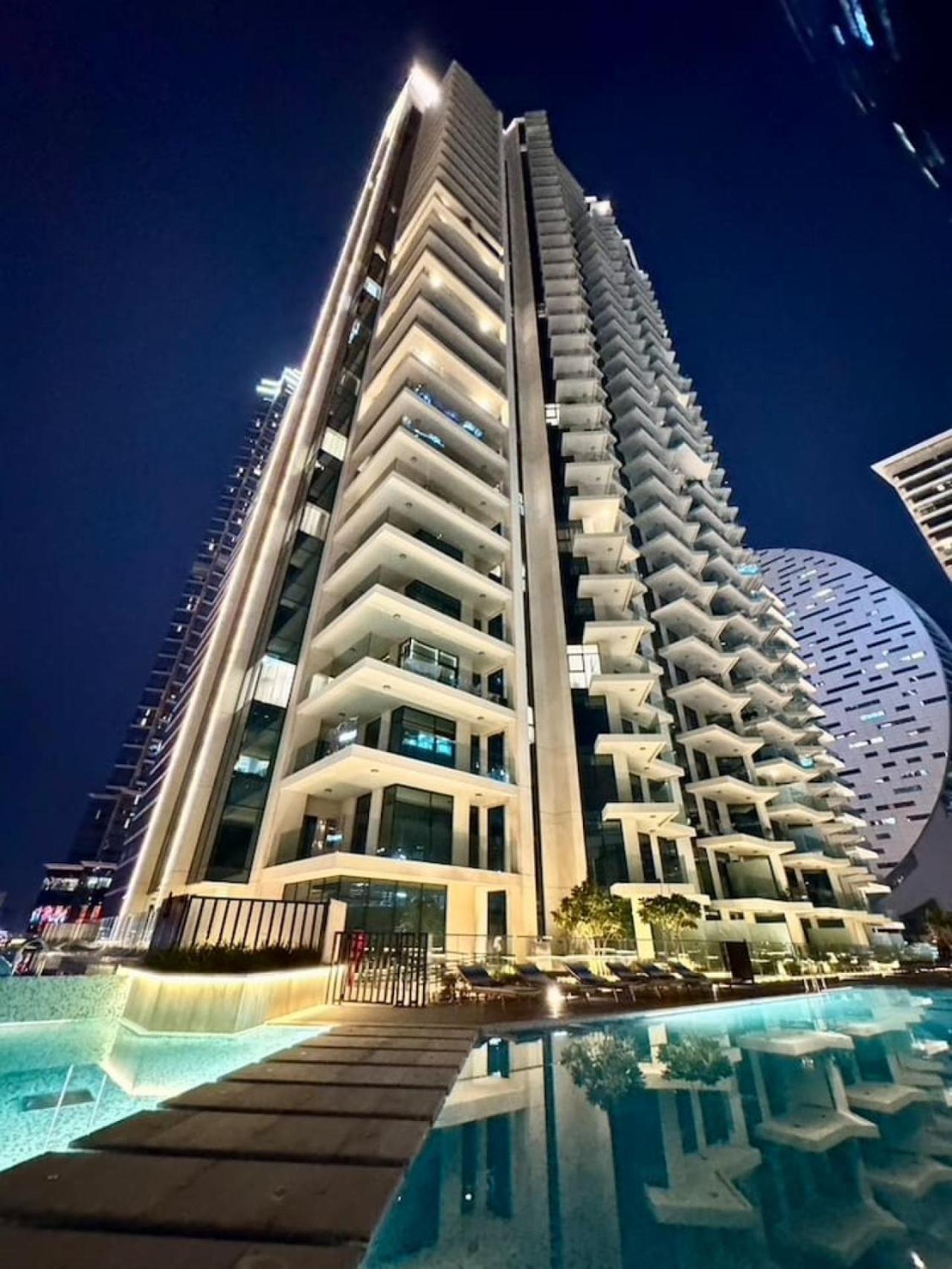 Deluxe 2br Canal View Infinity Pool